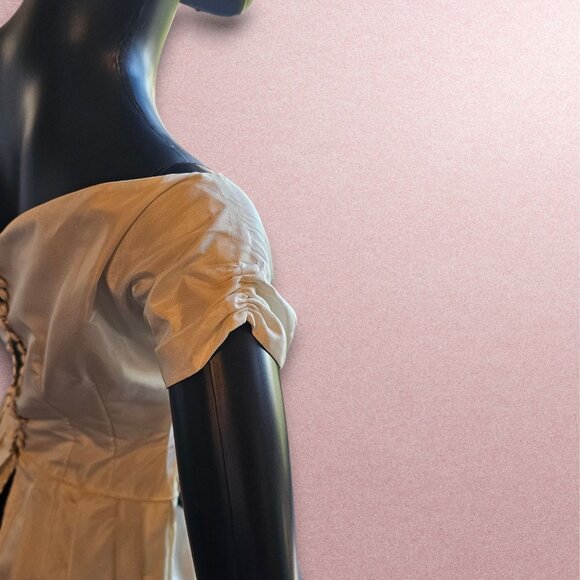 Vintage 50's Ivory Taffeta Cap Sleeve Wedding Gown - Picture 8 of 8